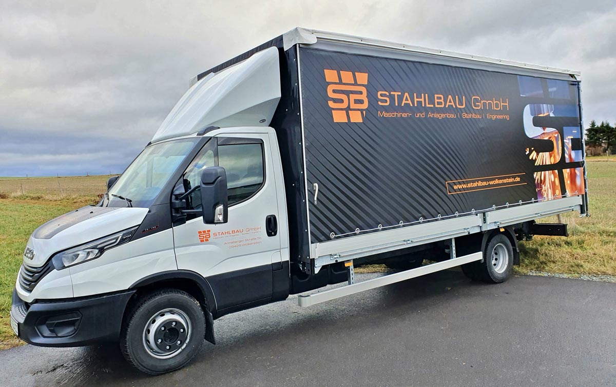 Dezember 2022: Erweiterung der Fahrzeugflotte um einen neuen IVECO Daily
